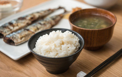 米饭和馒头哪个更容易发胖？