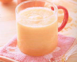 清晨饮用苦瓜苹果汁可助减肥(图)