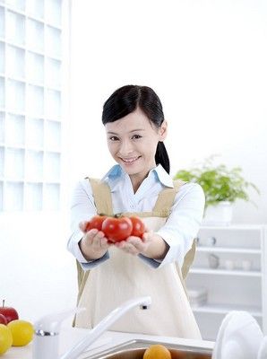 西红柿减肥法需要规律生活做保证
