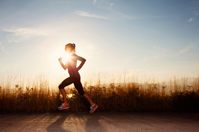 坚持跑步成就更好自己 10大好处越看越过瘾--婉儿减肥网_专业的减肥瘦身资讯网